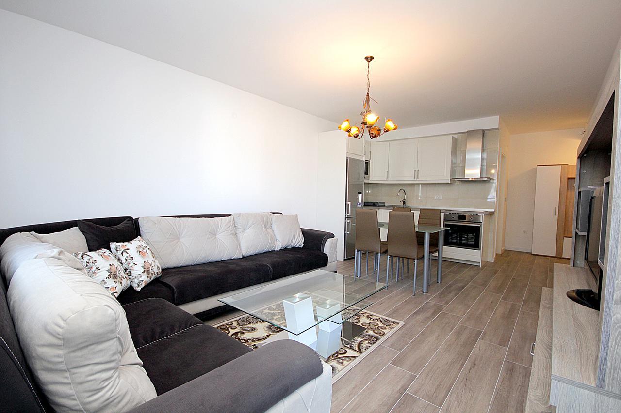 Apartment Melina Dobra Voda Kültér fotó
