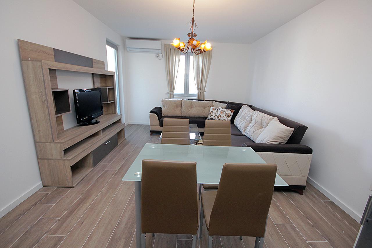 Apartment Melina Dobra Voda Kültér fotó